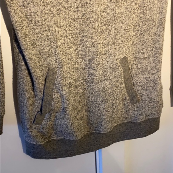 Quicksilver Grey sweater - Picture 3 of 4
